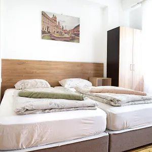 En-suite Rooms: Novа In Center Sofía